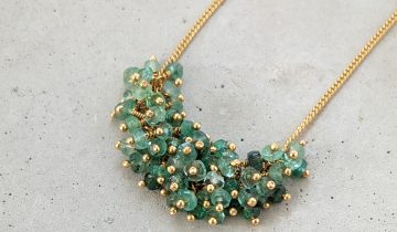 Crescent Necklace in Emerald and Gold Vermeil